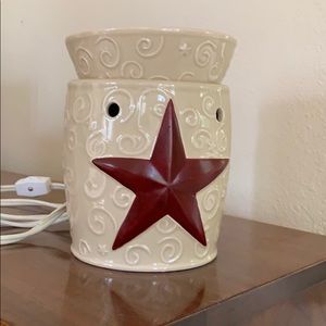 Americana Scentsy was warmer